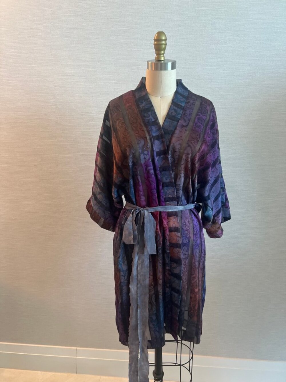Christian Dior Vintage Sheer Kimono Robe Belt Purple Blue Burnout Size S
